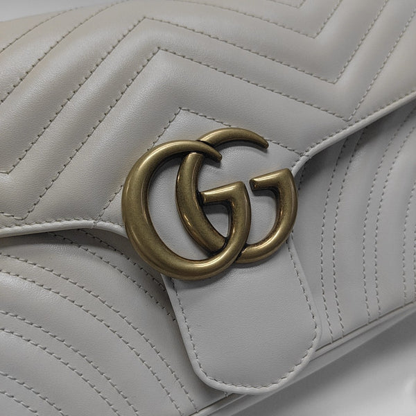 GG Marmont Medium Quilted Calfskin White