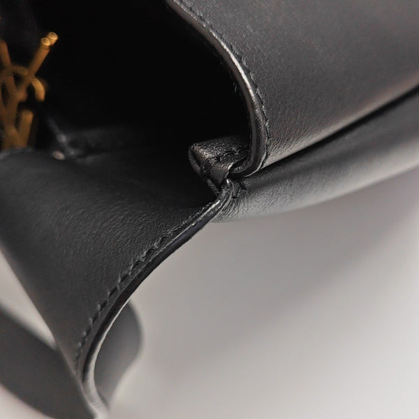 LE 5 À 7 Small Calfskin Black