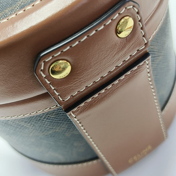 TRIOMPHE Small Coated Canvas Brown