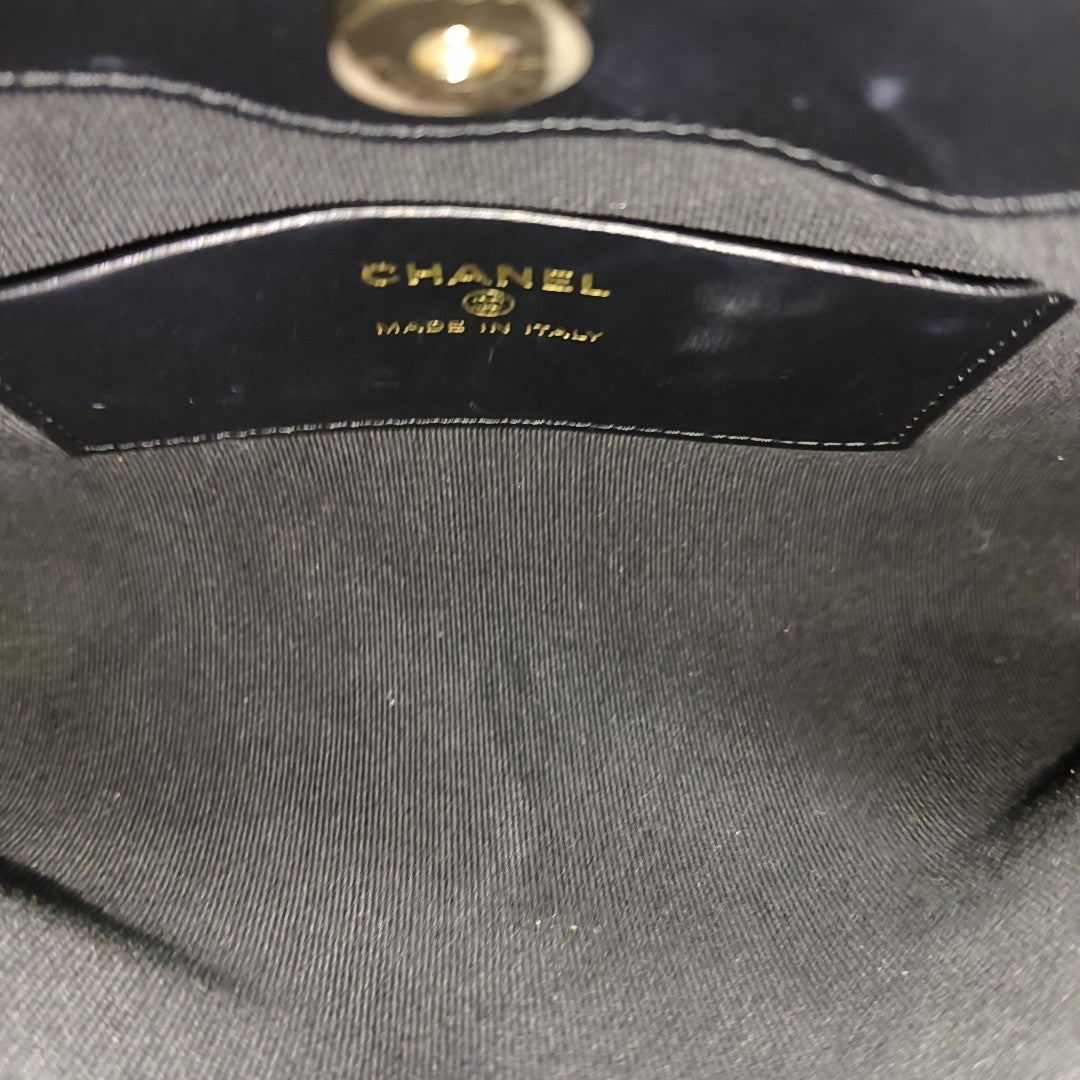 CHANEL 31 Nano Quilted Calfskin Black