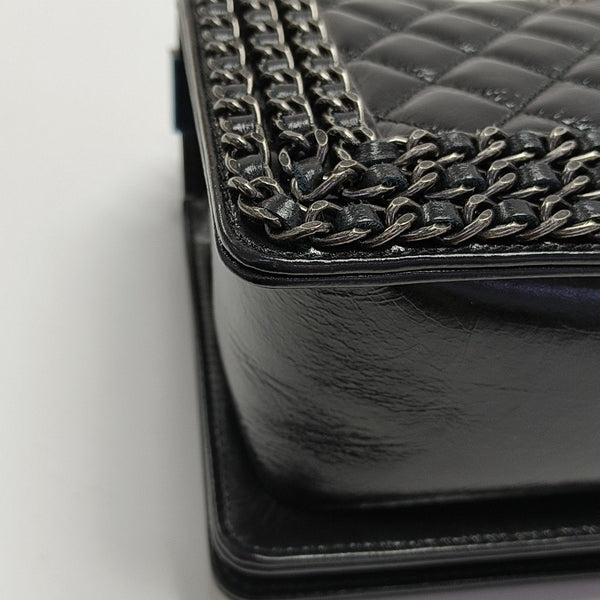 Authenticated pre-owned  BOY CHANEL Medium Quilted Calfskin Black - Shoulder Bag at Looply