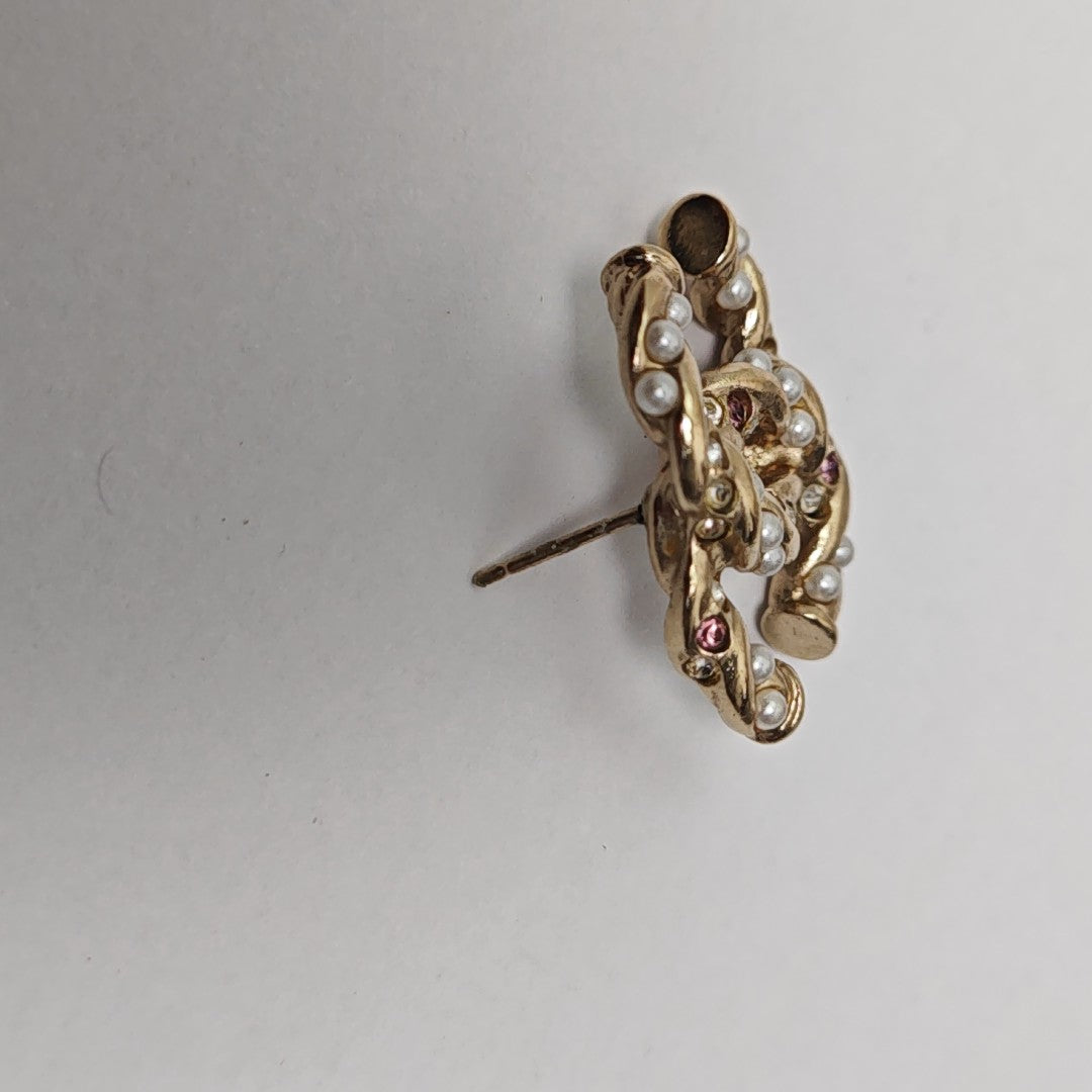 Metal Gold Stud Earrings