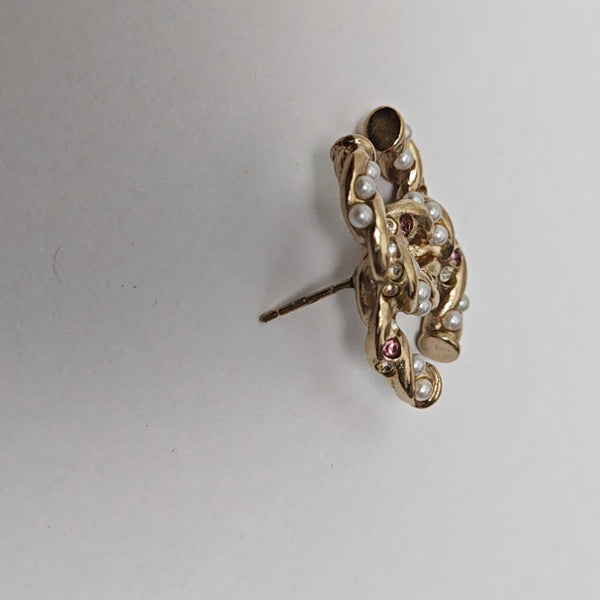 Metal Gold Stud Earrings