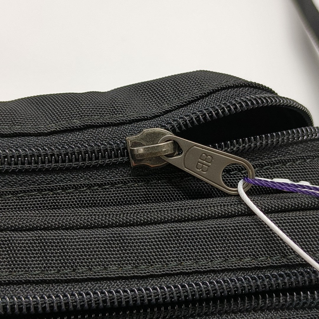 Explorer Fabric Black