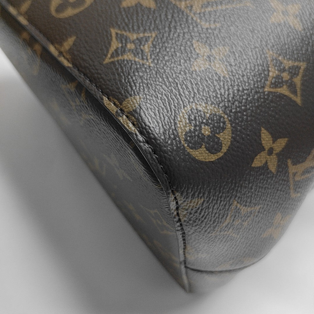 NÉONOÉ MM Monogram Coated Canvas Brown