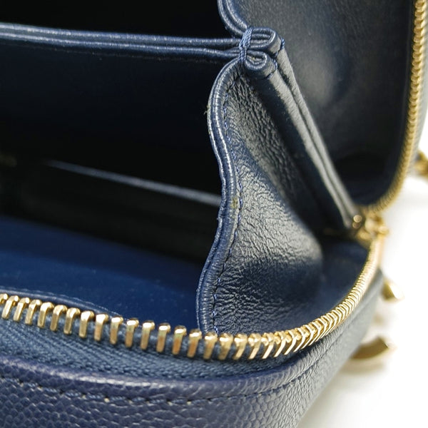 Authenticated pre-owned  FILIGREE Small Quilted Grained Calfskin Blue - Shoulder Bag at Looply