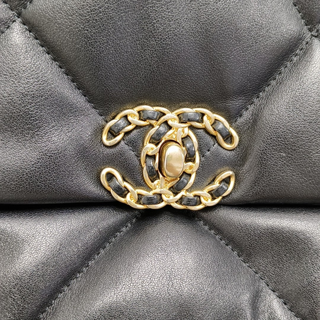 CHANEL 19 Large Quilted Lambskin Black
