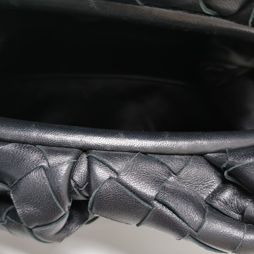The Pouch Large Lambskin Black