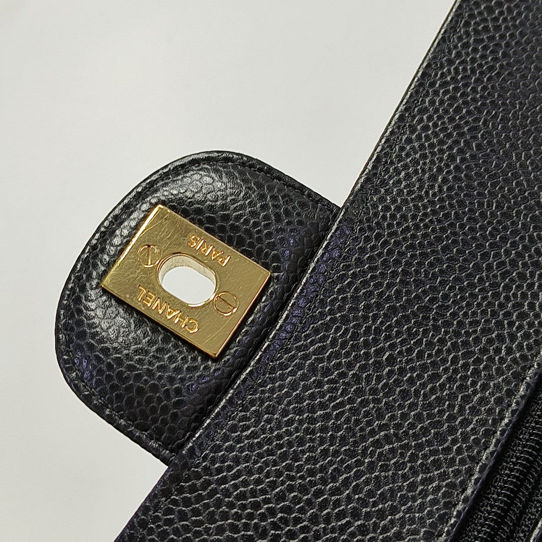 CLASSIC FLAP Small Quilted Grained Calfskin Black