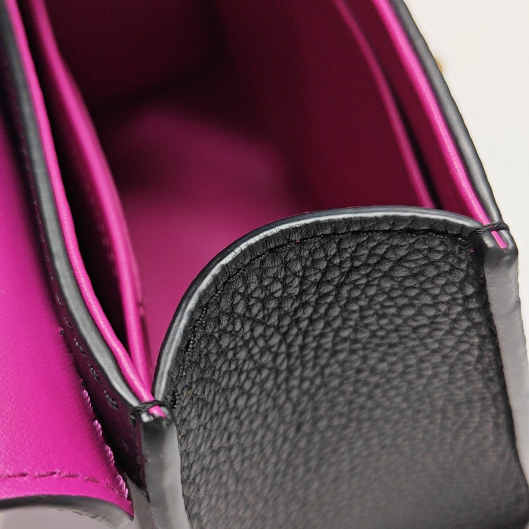 TWIST BB Calfskin Black