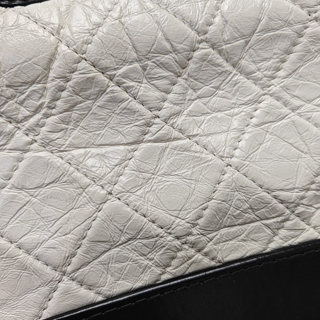 GABRIELLE Small Quilted Calfskin White