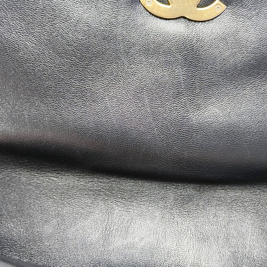 CHANEL 19 Large Quilted Lambskin Black