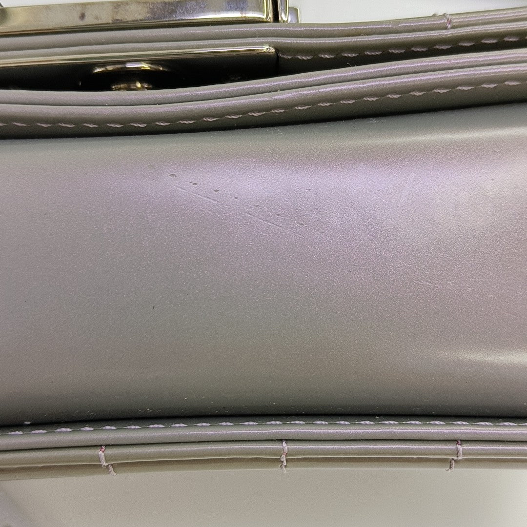 BOY CHANEL Medium Patent Calfskin Purple