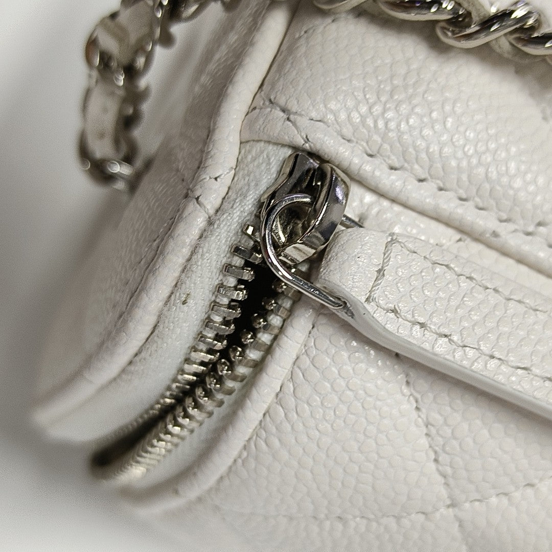VANITY CASE Small Quilted Grained Calfskin White