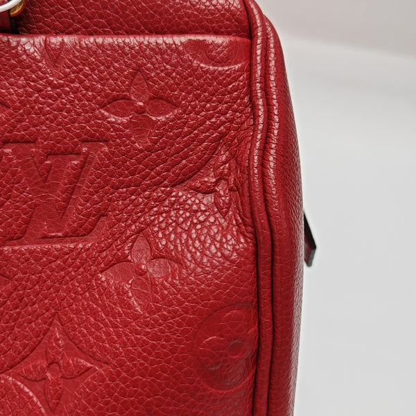 Authenticated pre-owned  SPEEDY 25 Monogram Calfskin Red - Shoulder Bag at Looply