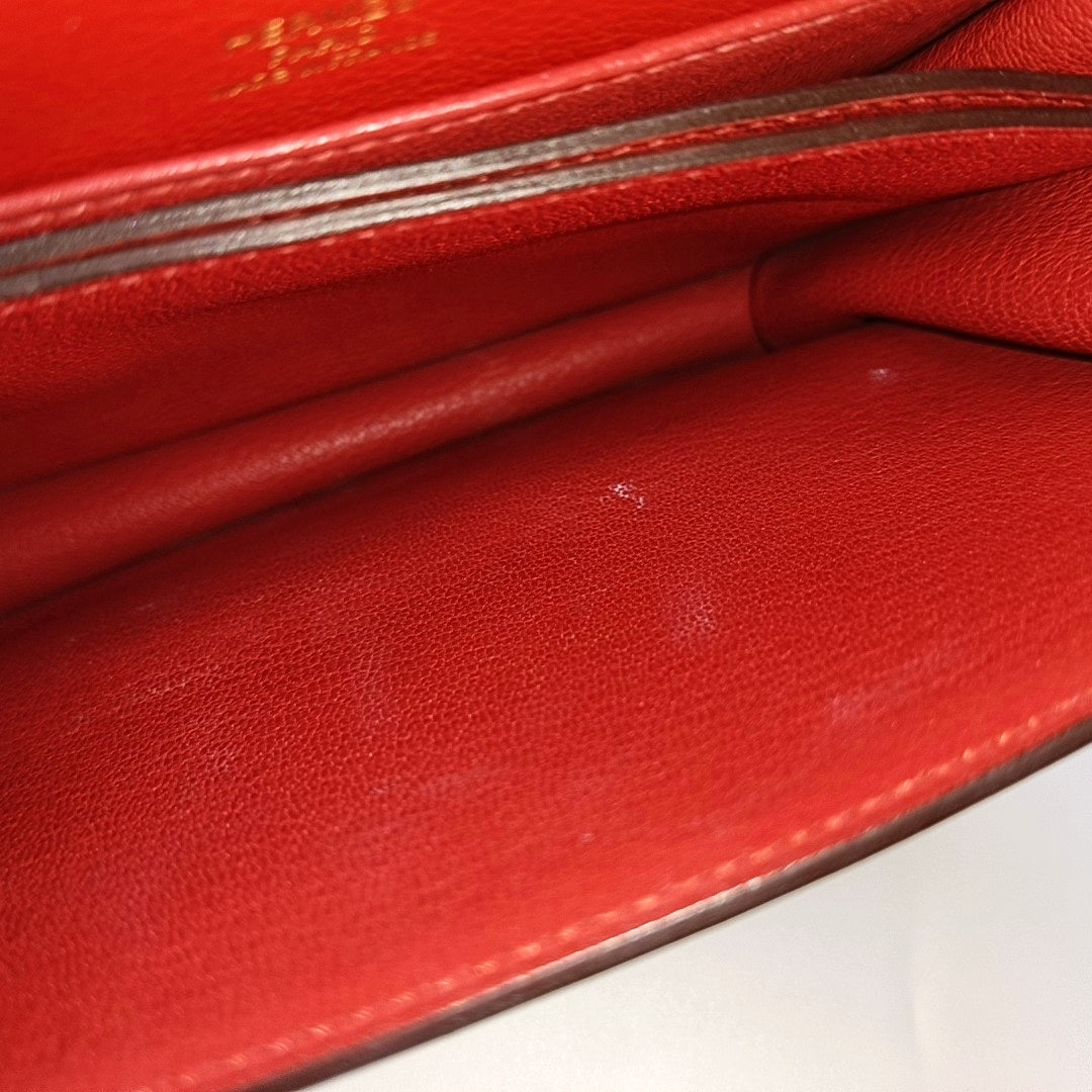 Authenticated pre-owned  Roulis Mini Evercolor Red - Shoulder Bag at Looply