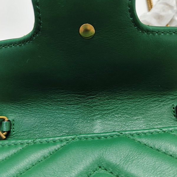 Authenticated pre-owned  GG Marmont Mini Quilted Calfskin Green - Shoulder Bag at Looply