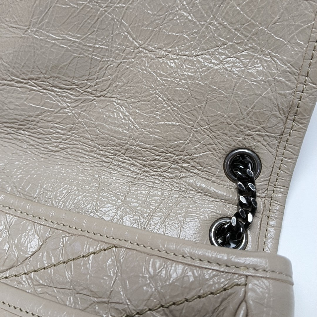 NIKI Small Chevron Calfskin Beige
