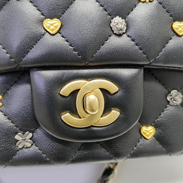 CLASSIC FLAP Mini Quilted Lambskin Black