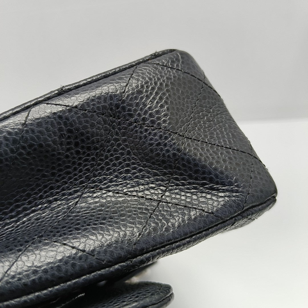 CLASSIC FLAP Medium Quilted Grained Calfskin Black