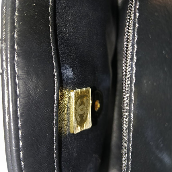 Quilted Lambskin Shoulder Bag Black