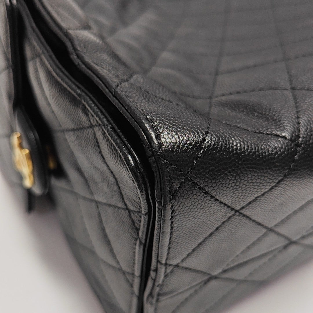 CHANEL 25 Medium Quilted Grained Calfskin Black