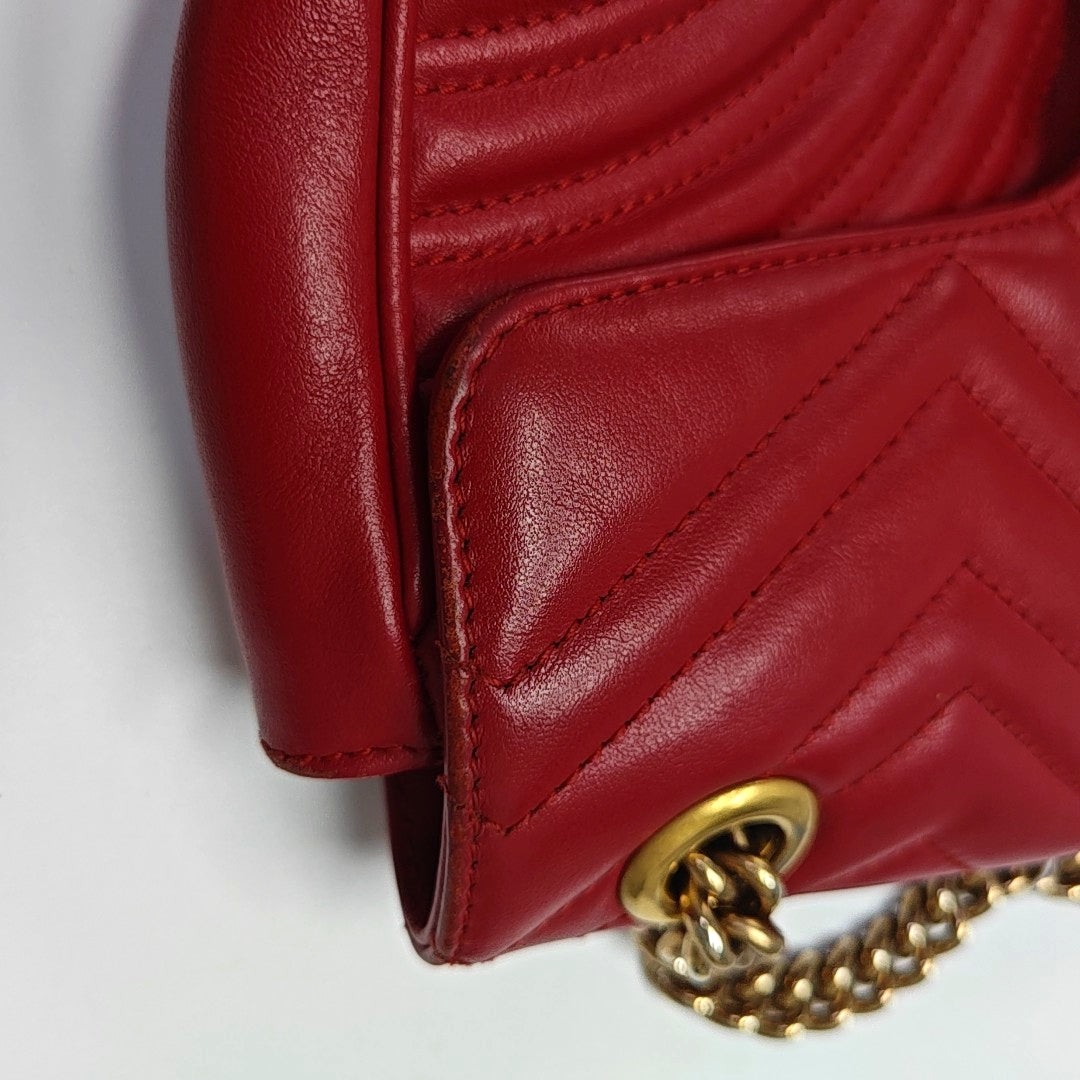 GG Marmont Medium Quilted Calfskin Red