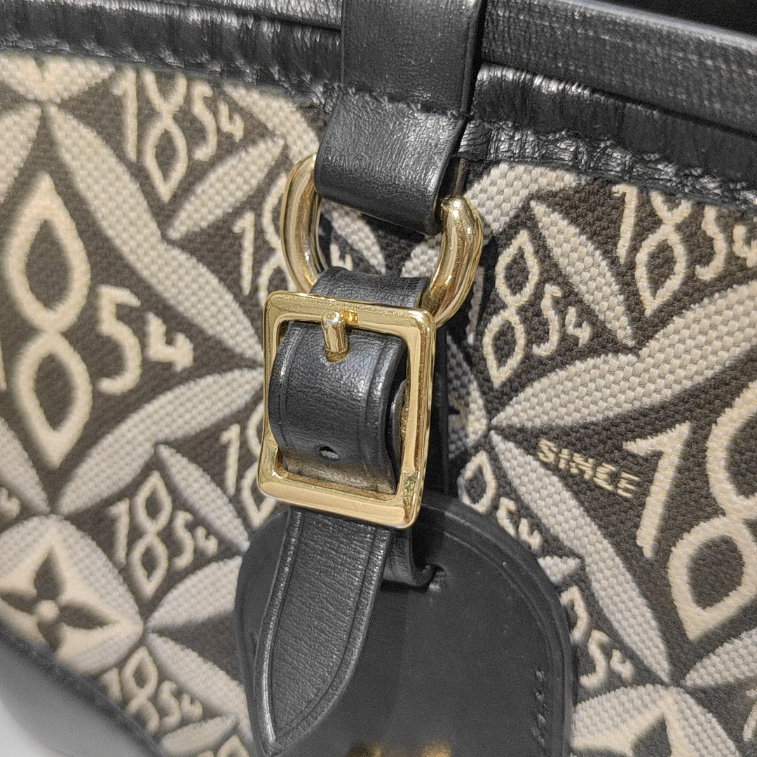 Authenticated pre-owned  NOÉ Fabric Black - Bucket Bag at Looply