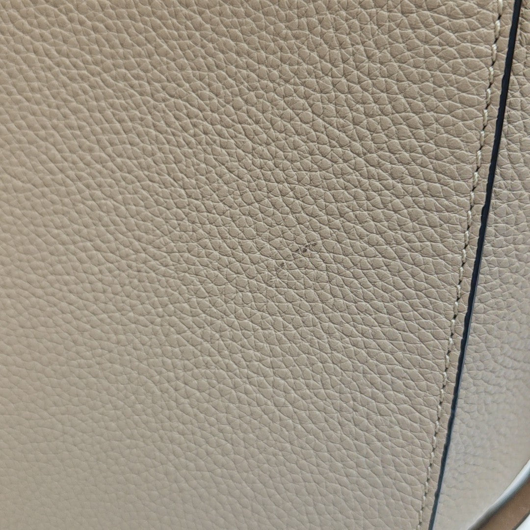 Hammock Small Calfskin Beige