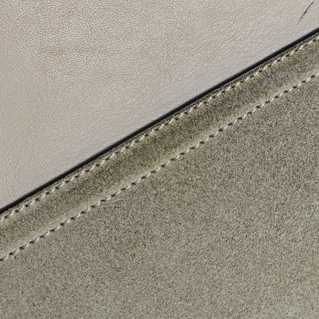 Faye Small Leather Green
