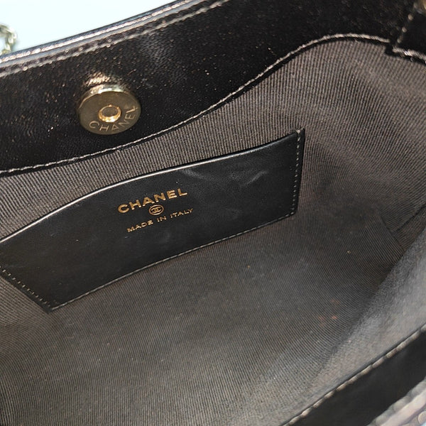 CHANEL 31 Quilted Waxed Cafskin Black