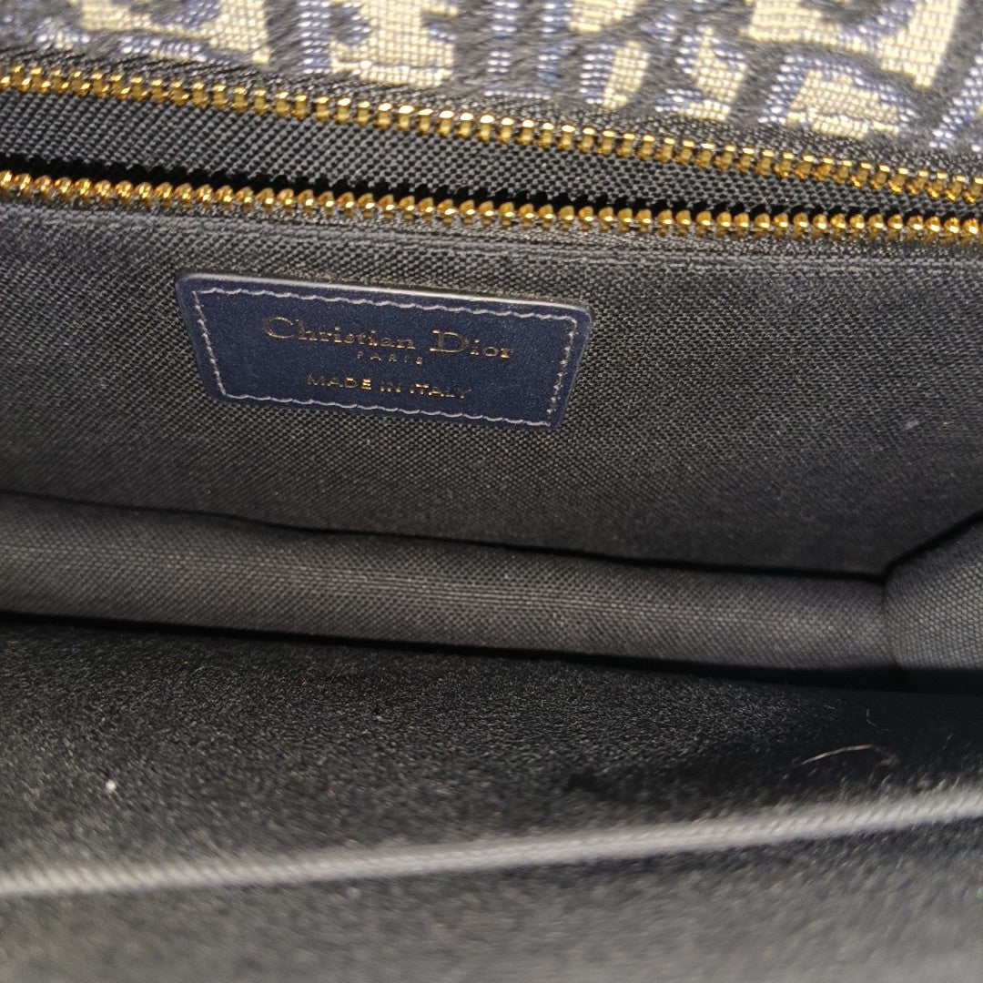 30 Montaigne Oblique Canvas Blue