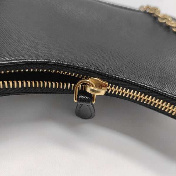 Re-Edition2005 Saffiano Calfskin Black