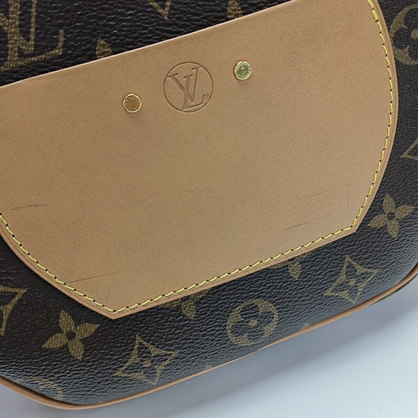 BOITE CHAPEAU MM Monogram Coated Canvas Brown