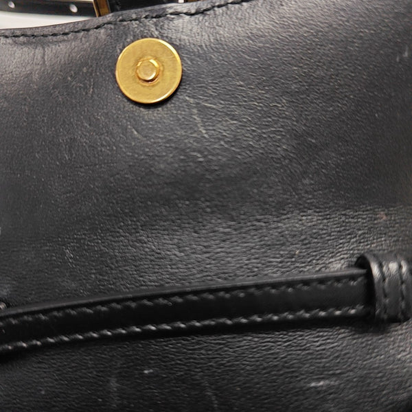 Minibolso de piel de becerro Hourglass negro