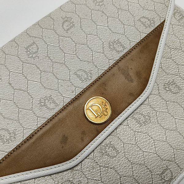 Coated Canvas White