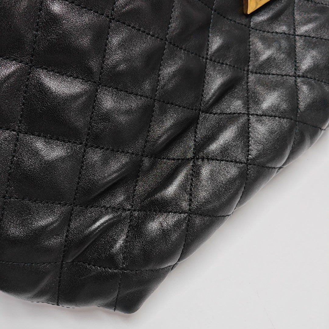 ICARE Extra Large Quilted Lambskin Black