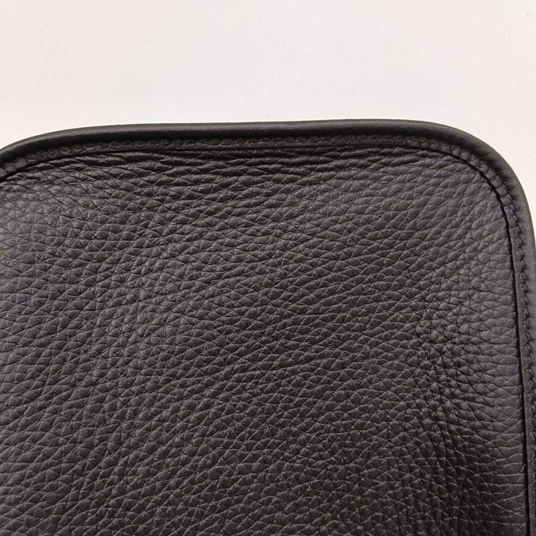 Evelyne 16 Clemence Black