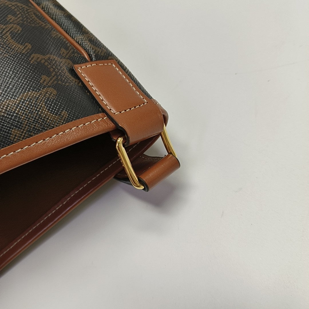 TRIOMPHE CANVAS Medium Coated Canvas Brown