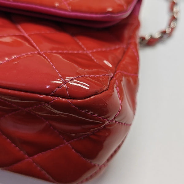 CLASSIC FLAP Small Quilted Patent Leather Red