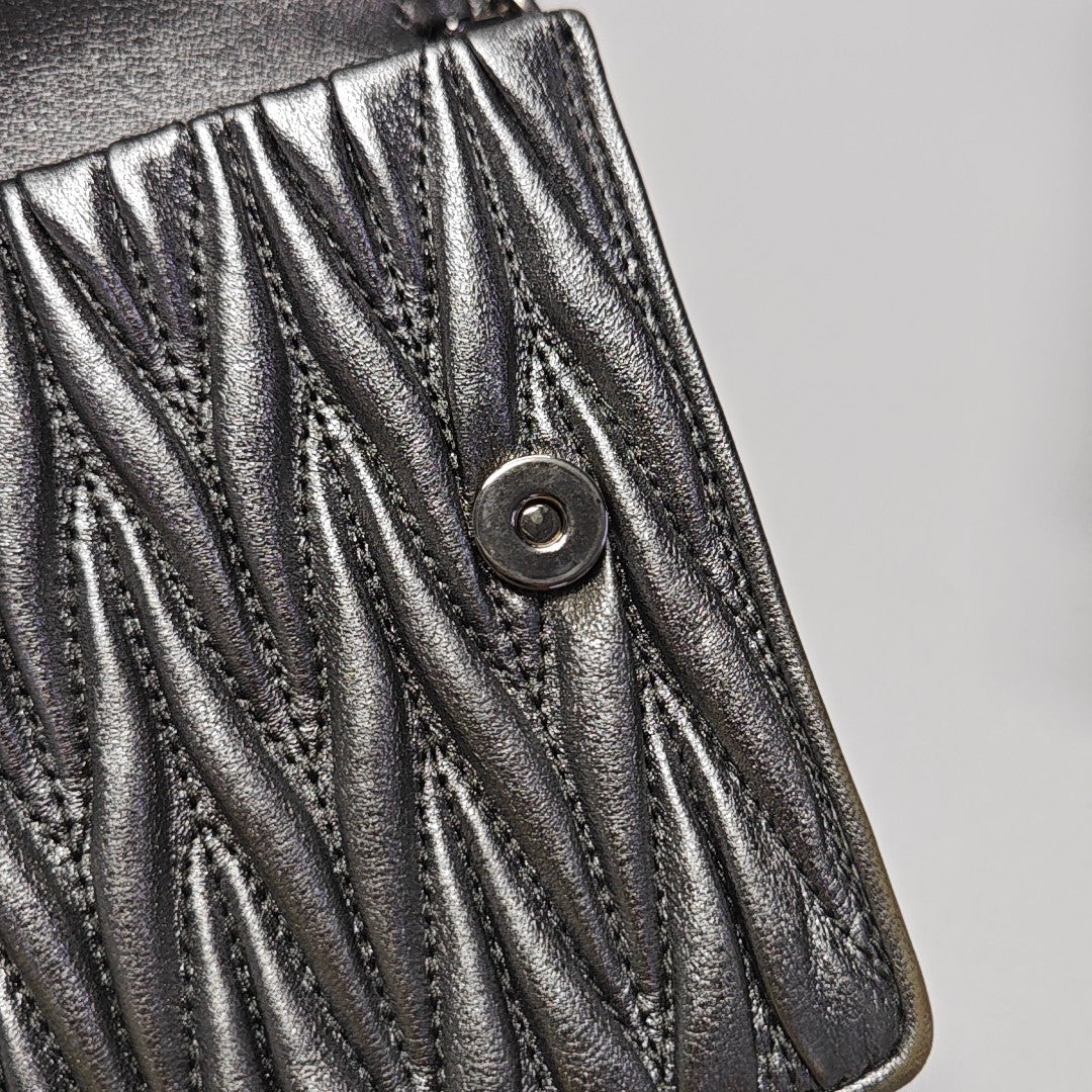 Matelassé Quilted Lambskin Silver