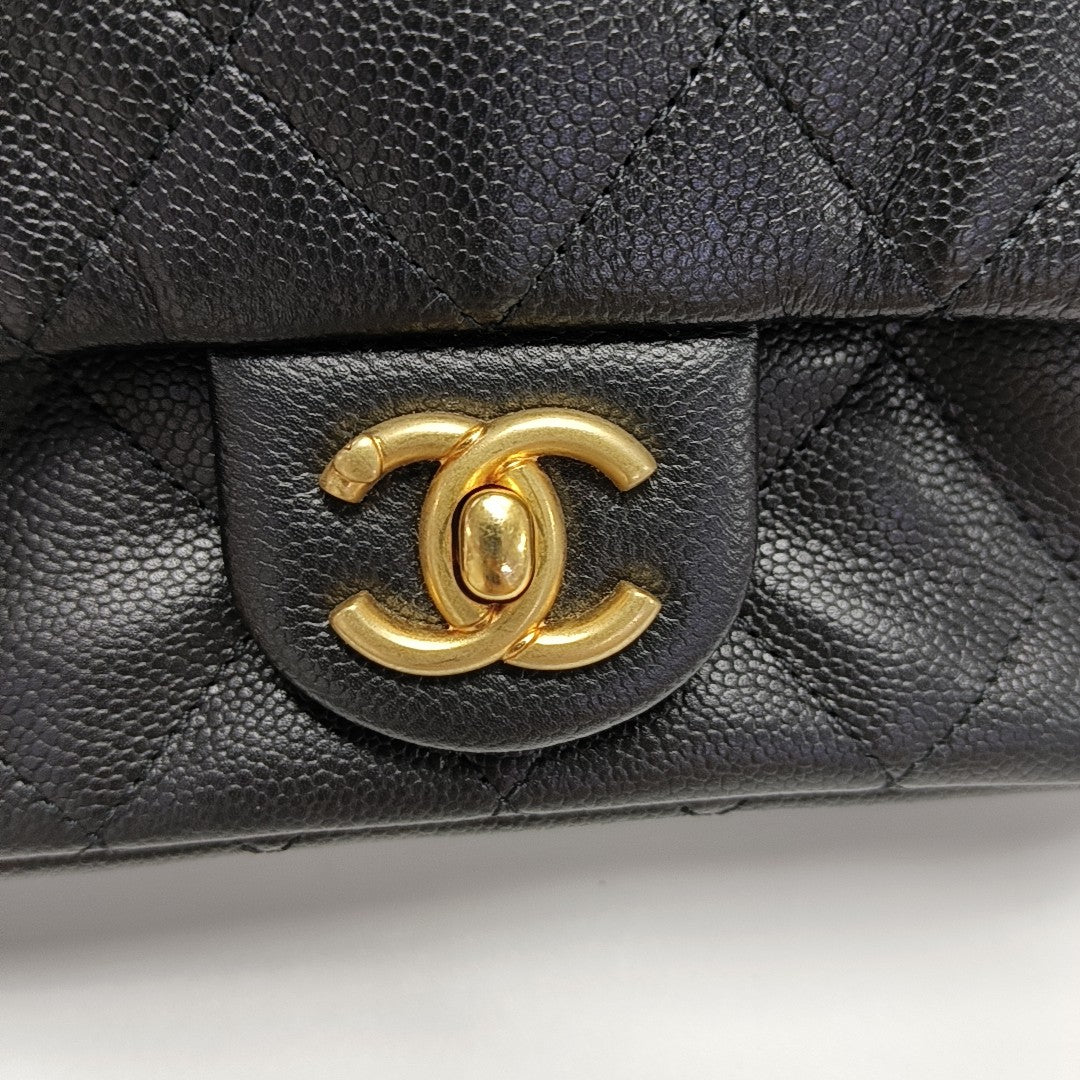 CLASSIC FLAP Mini Quilted Grained Calfskin Black
