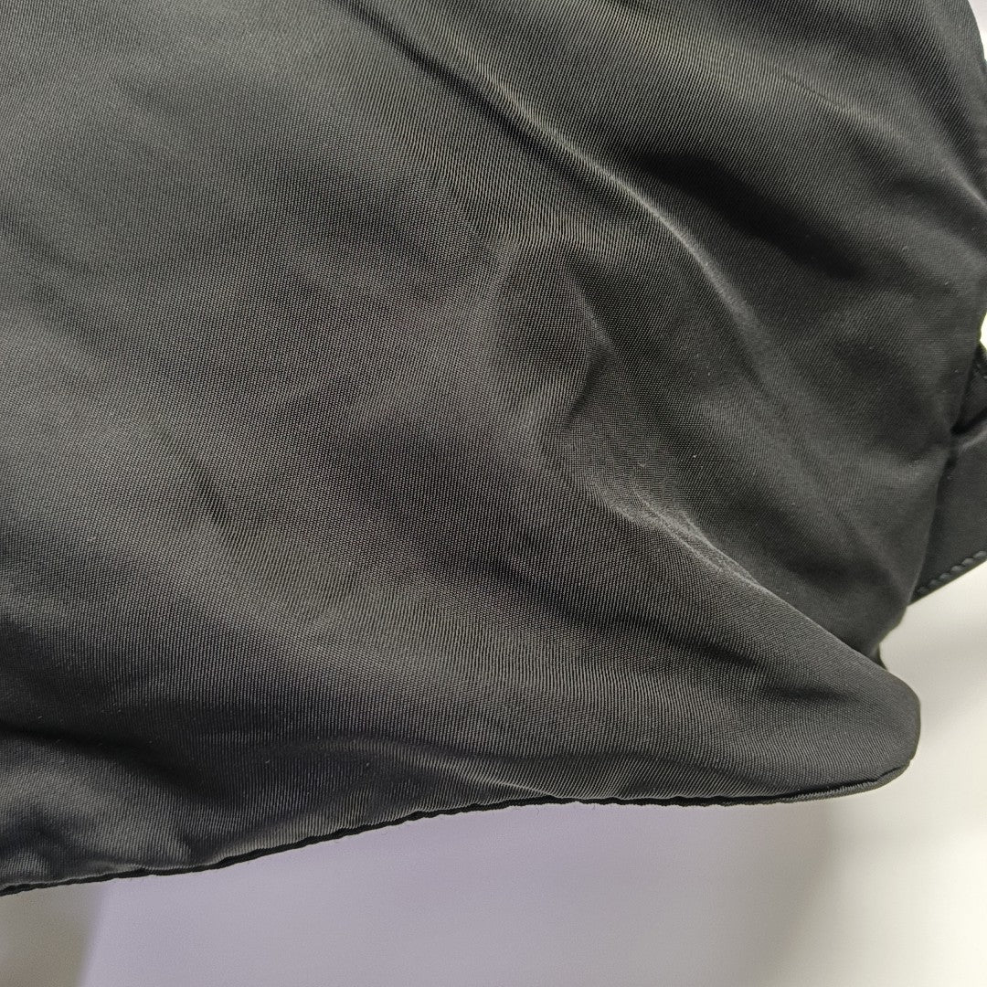 Vela Nylon Black