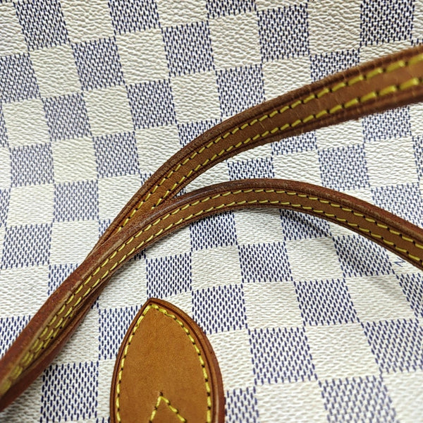 Authenticated pre-owned  NEVERFULL MM Damier Azur Coated Canvas White - Tote Bag at Looply
