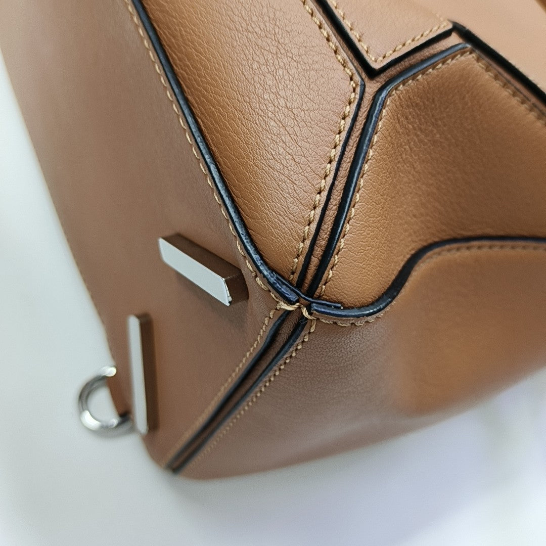 Puzzle Medium Calfskin Brown