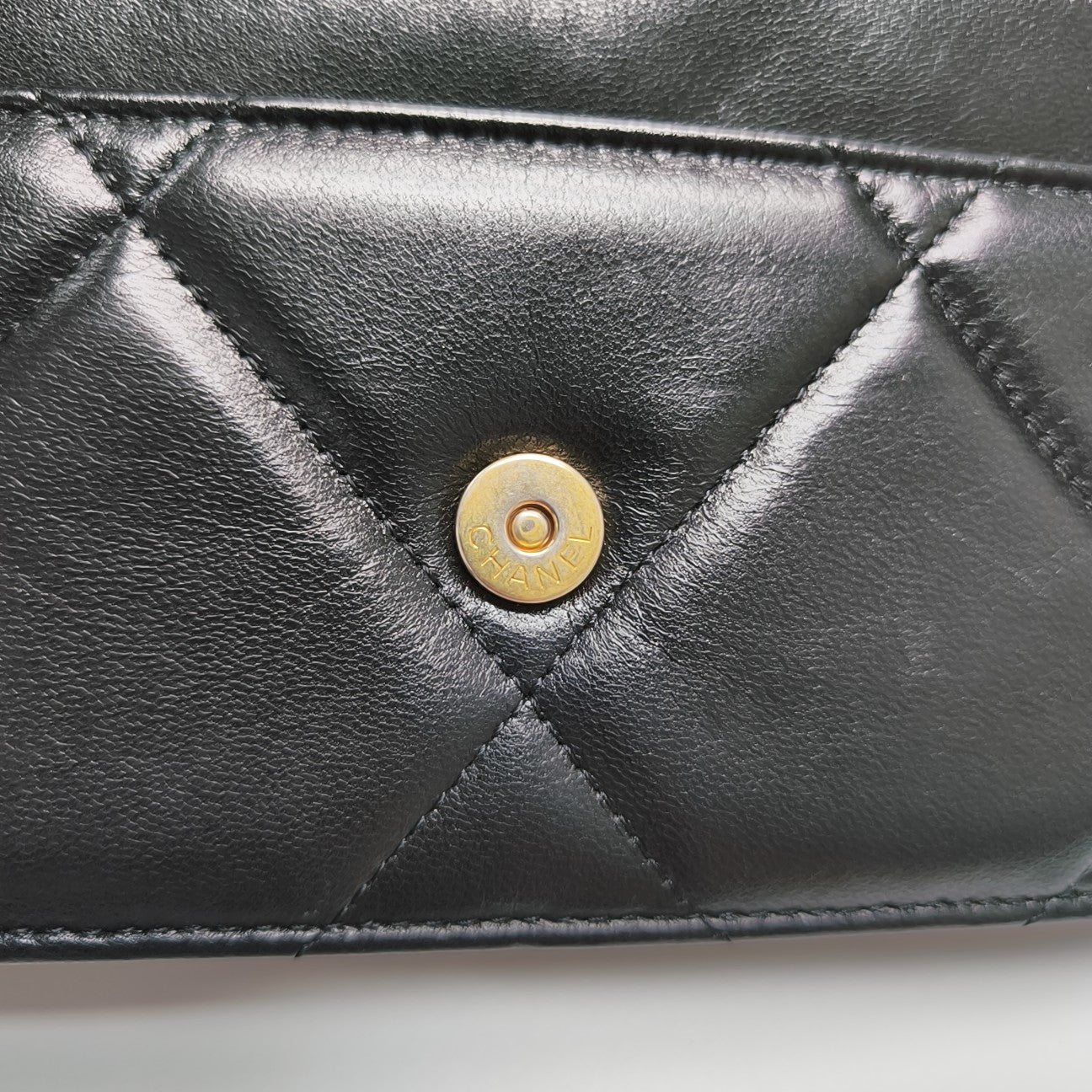 CHANEL 19 WOC Quilted Lambskin Black