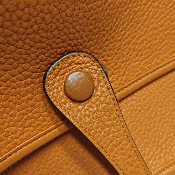 Evelyne PM Clemence Orange