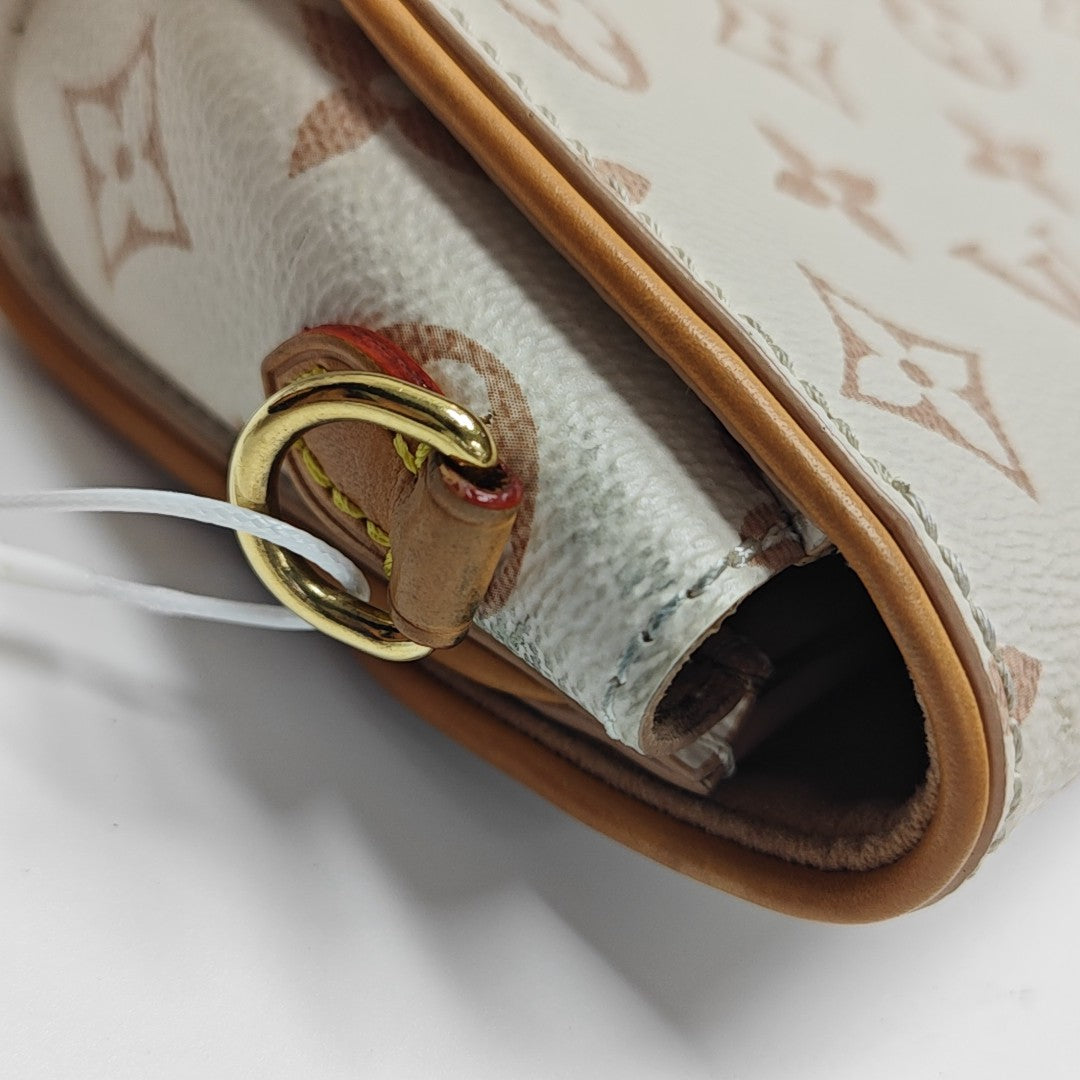 Pochette Camille Monogram Coated Canvas Beige