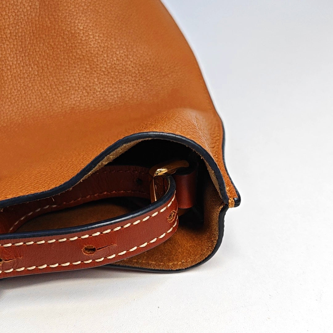Authenticated pre-owned  Gate Calfskin Brown - Bucket Bag at Looply