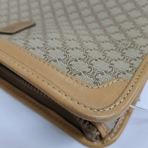 MACADAM CLUTCHE Coated Canvas Beige